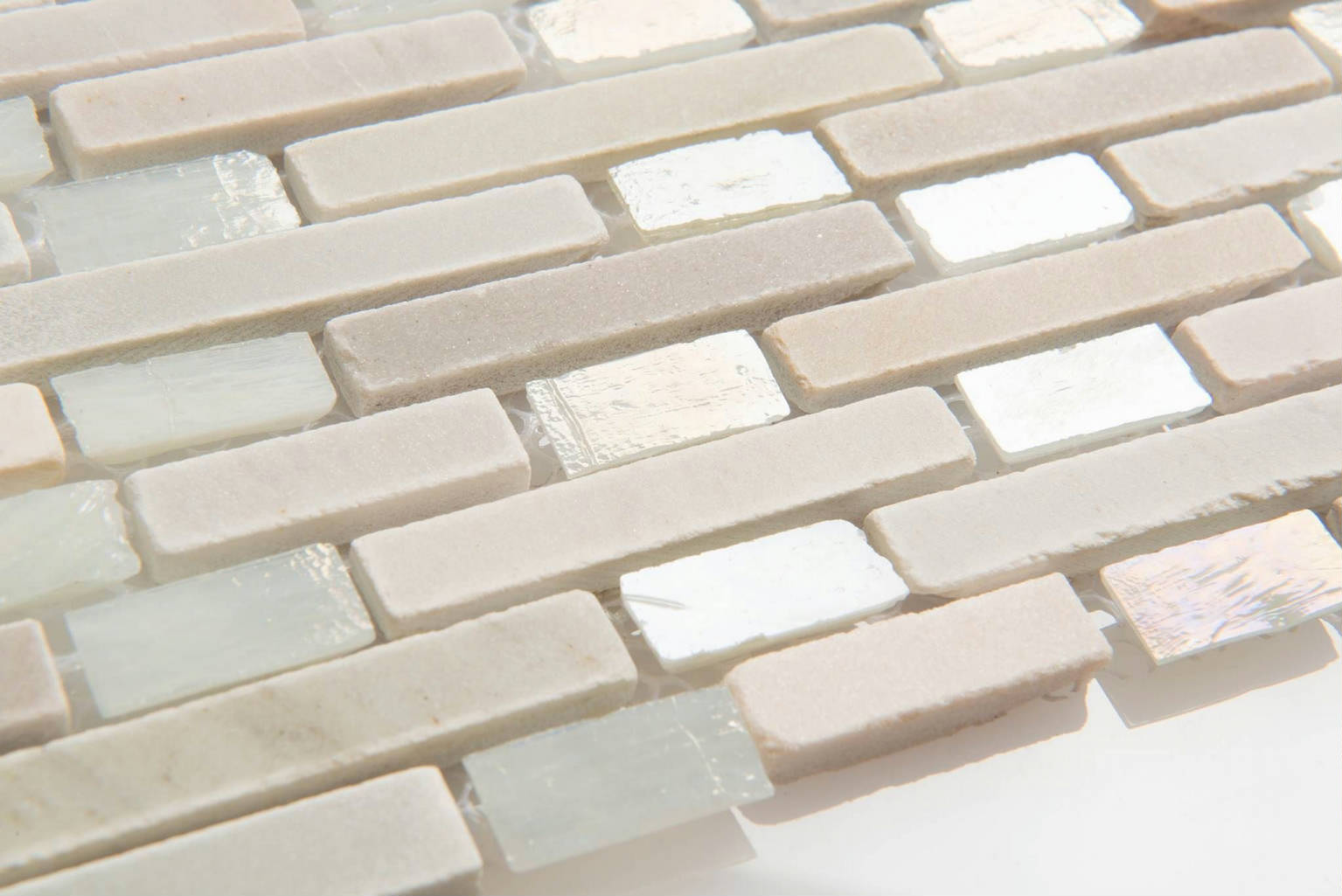 .4 X Random Lengths Tinago Mosaic | Quality Carpet Inc.