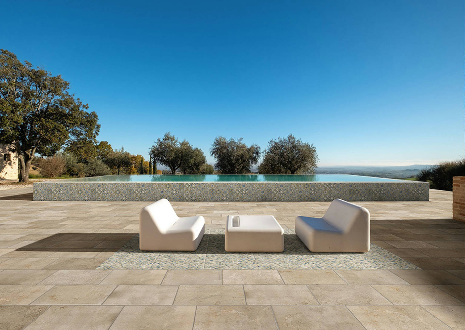 Elevation Byblos Beige 24x36 | Quality Carpet Inc.